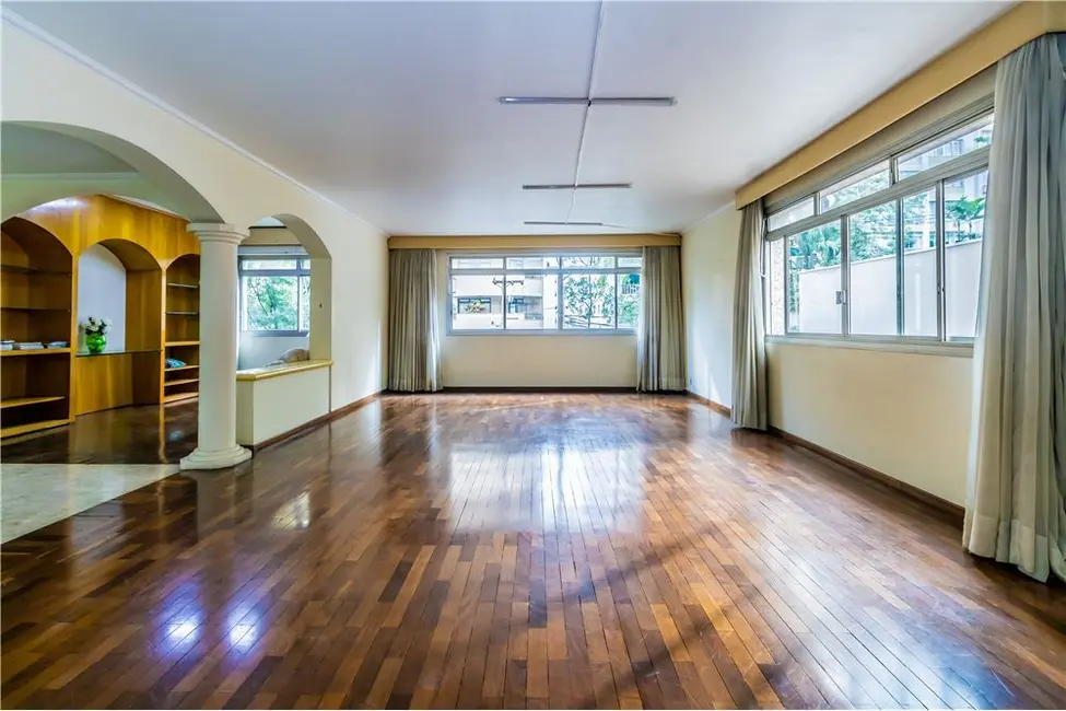 Apartamento com 4 quartos à venda, 294m2 em Jardim América, São Paulo - SP - imagem 1 Foto 1 de Apartamento com 4 quartos à venda, 294m2 em Jardim América, São Paulo - SP