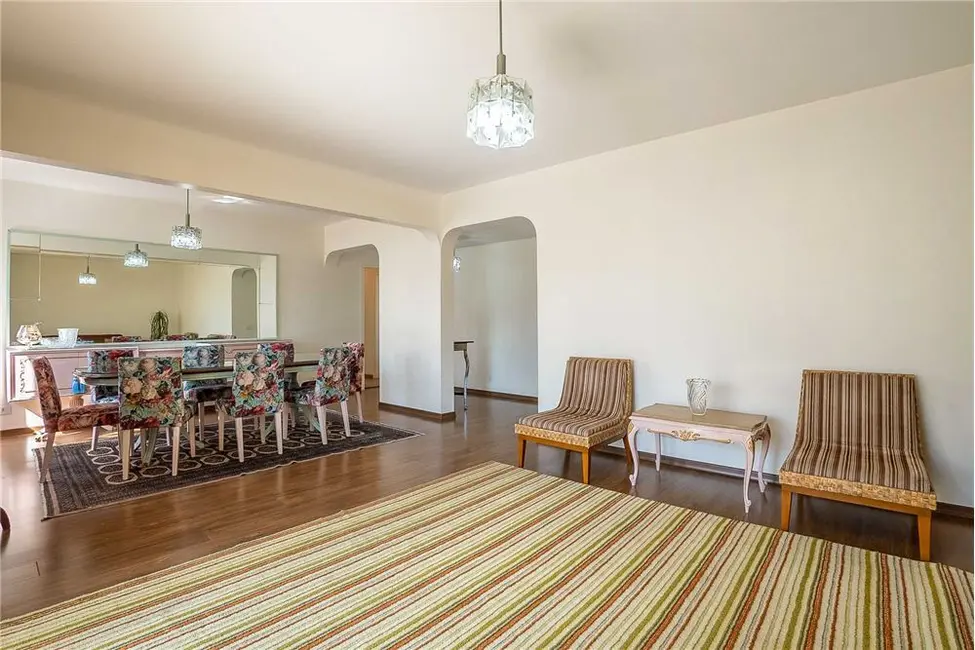 Apartamento com 4 quartos à venda, 196m2 em Moema, São Paulo - SP - imagem 8 Foto 8 de Apartamento com 4 quartos à venda, 196m2 em Moema, São Paulo - SP