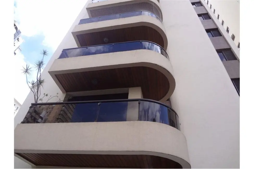 Apartamento com 3 quartos à venda, 112m2 em Moema, São Paulo - SP - imagem 2 Foto 2 de Apartamento com 3 quartos à venda, 112m2 em Moema, São Paulo - SP