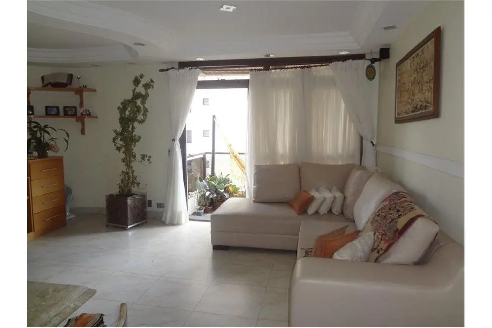 Apartamento com 3 quartos à venda, 112m2 em Moema, São Paulo - SP - imagem 3 Foto 3 de Apartamento com 3 quartos à venda, 112m2 em Moema, São Paulo - SP