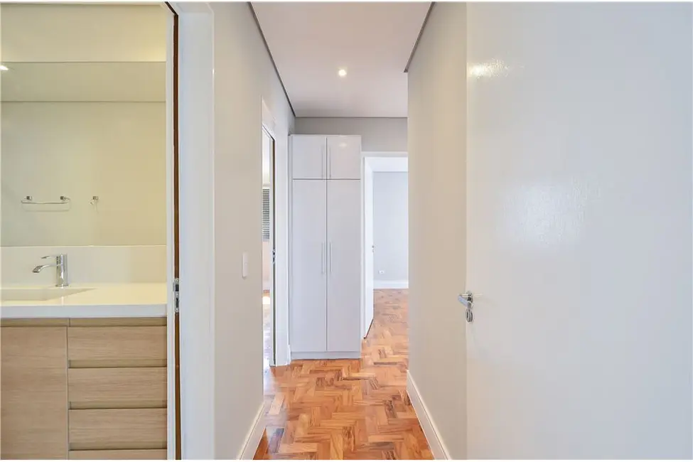 Apartamento com 3 quartos à venda, 137m2 em Itaim Bibi, São Paulo - SP - imagem 6 Foto 6 de Apartamento com 3 quartos à venda, 137m2 em Itaim Bibi, São Paulo - SP