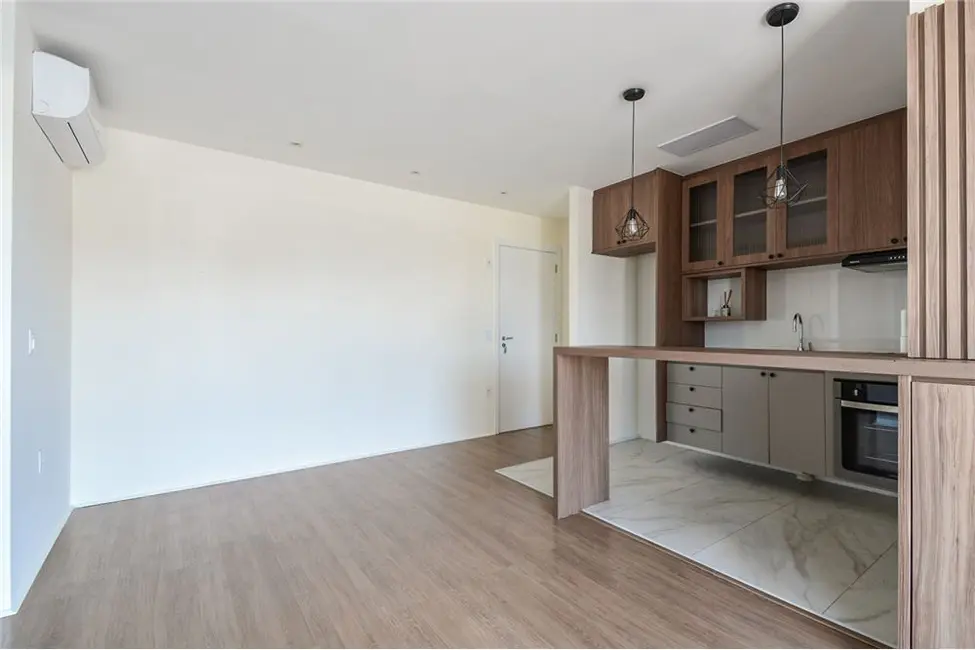 Apartamento com 2 quartos à venda, 65m2 em Moema, São Paulo - SP - imagem 3 Foto 3 de Apartamento com 2 quartos à venda, 65m2 em Moema, São Paulo - SP