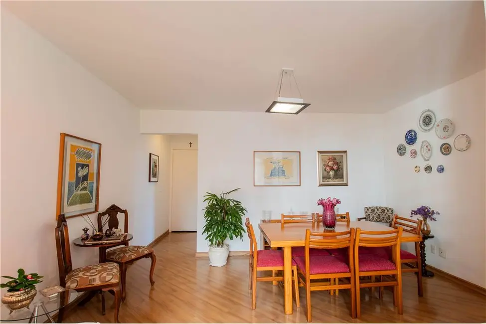 Apartamento com 2 quartos à venda, 83m2 em Moema, São Paulo - SP - imagem 5 Foto 5 de Apartamento com 2 quartos à venda, 83m2 em Moema, São Paulo - SP