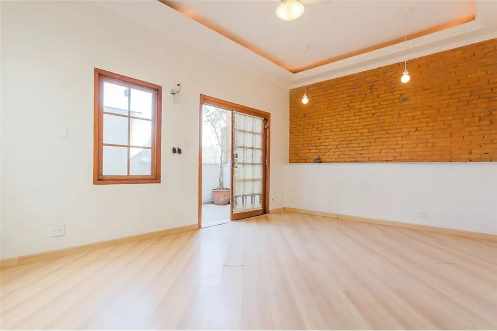 Foto 4 de Casa com 6 quartos à venda, 130m2 em Vila Madalena, São Paulo - SP