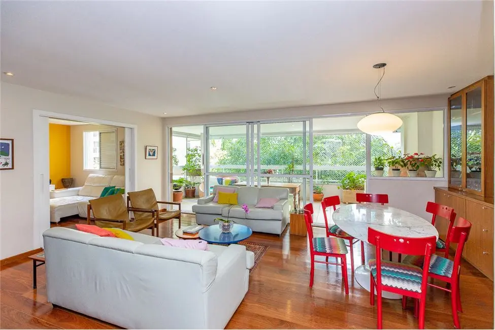 Apartamento com 3 quartos à venda, 188m2 em Itaim Bibi, São Paulo - SP - imagem 8 Foto 8 de Apartamento com 3 quartos à venda, 188m2 em Itaim Bibi, São Paulo - SP