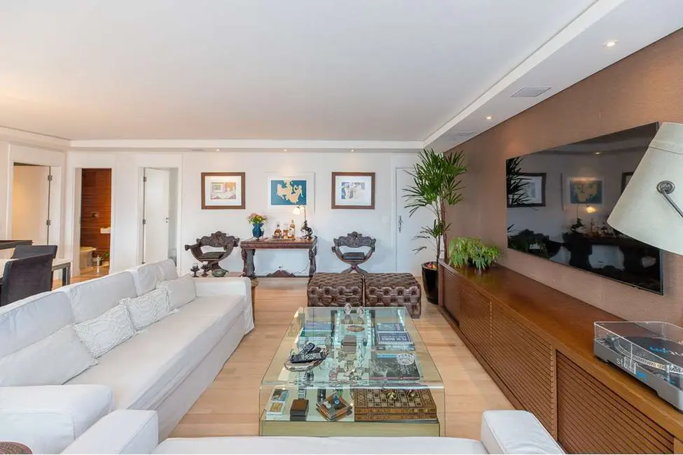 Apartamento com 3 quartos à venda, 152m2 em Vila Mariana, São Paulo - SP - imagem 4 Foto 4 de Apartamento com 3 quartos à venda, 152m2 em Vila Mariana, São Paulo - SP