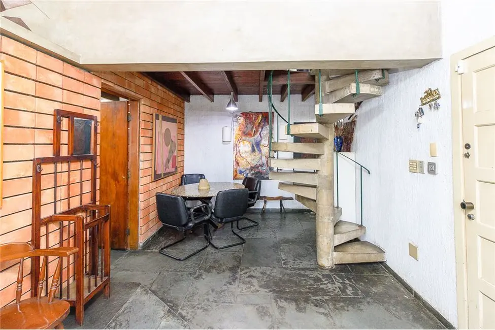 Foto 3 de Casa com 3 quartos à venda, 135m2 em Moema, São Paulo - SP