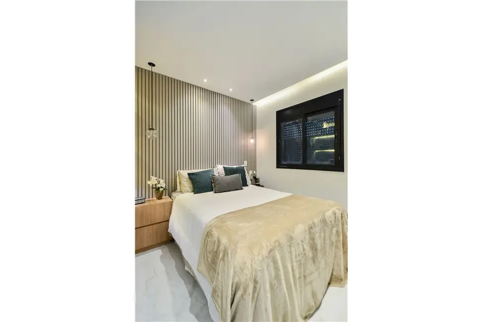 Apartamento com 2 quartos à venda, 57m2 em Aclimação, São Paulo - SP - imagem 2 Foto 2 de Apartamento com 2 quartos à venda, 57m2 em Aclimação, São Paulo - SP