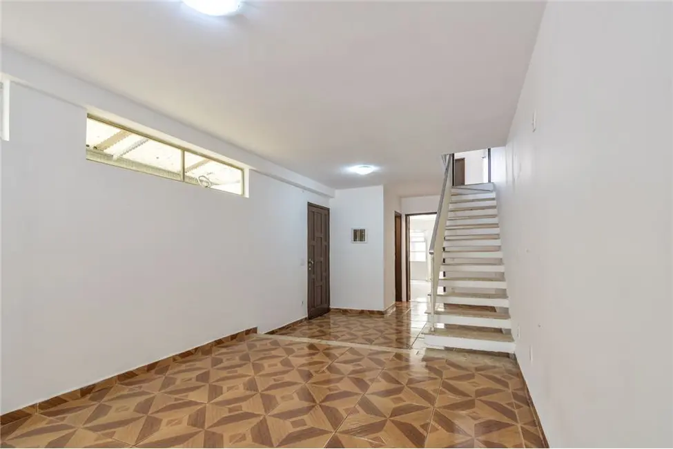 Foto 4 de Casa com 3 quartos à venda, 125m2 em Jardim Aeroporto, São Paulo - SP