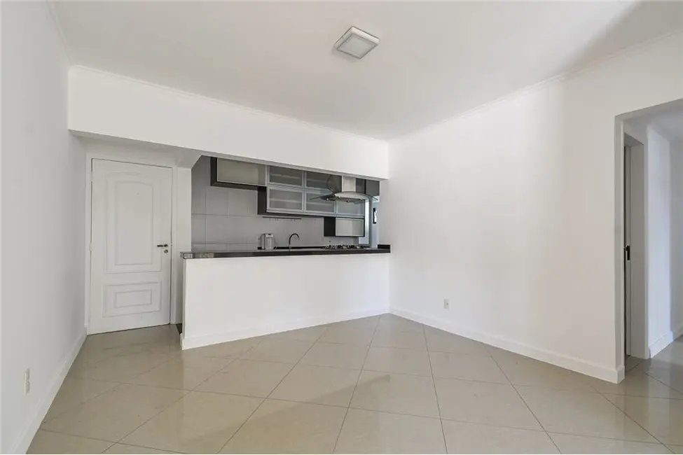 Foto 4 de Apartamento com 3 quartos à venda, 100m2 em Indianópolis, São Paulo - SP