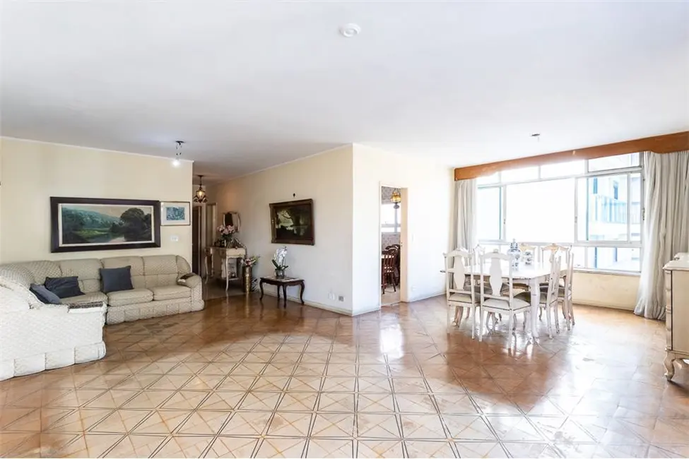 Apartamento com 3 quartos à venda, 214m2 em Jardim Paulista, São Paulo - SP - imagem 3 Foto 3 de Apartamento com 3 quartos à venda, 214m2 em Jardim Paulista, São Paulo - SP