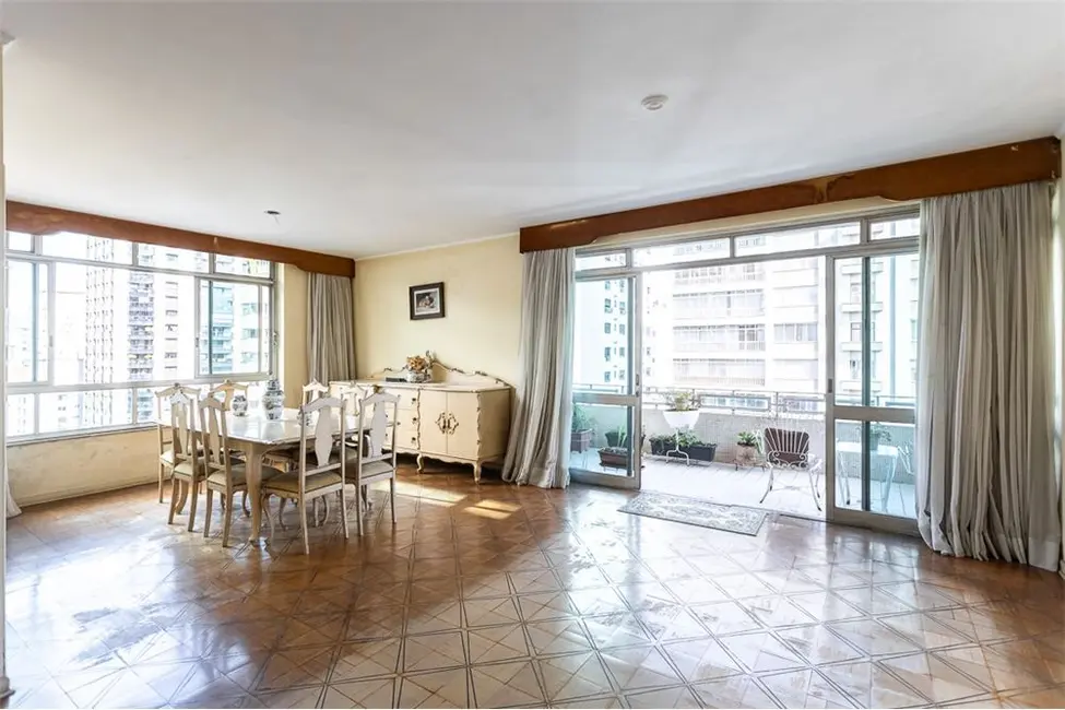 Apartamento com 3 quartos à venda, 214m2 em Jardim Paulista, São Paulo - SP - imagem 1 Foto 1 de Apartamento com 3 quartos à venda, 214m2 em Jardim Paulista, São Paulo - SP