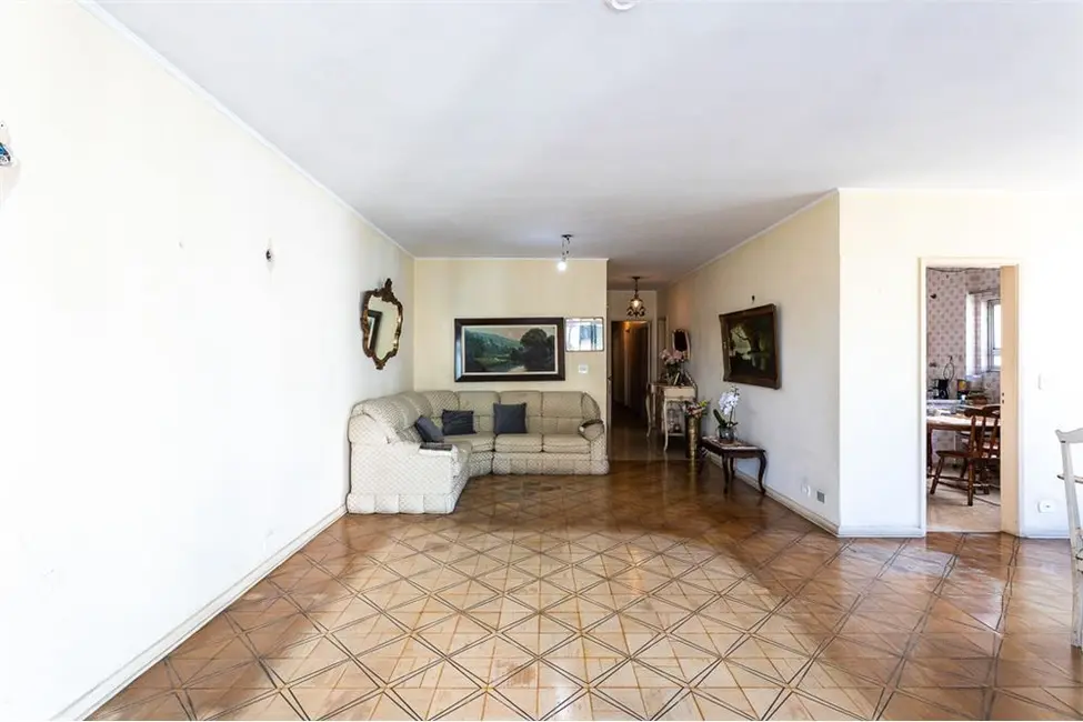 Apartamento com 3 quartos à venda, 214m2 em Jardim Paulista, São Paulo - SP - imagem 4 Foto 4 de Apartamento com 3 quartos à venda, 214m2 em Jardim Paulista, São Paulo - SP