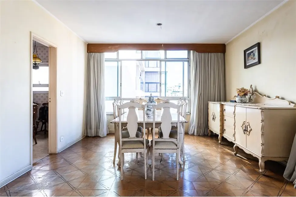 Apartamento com 3 quartos à venda, 214m2 em Jardim Paulista, São Paulo - SP - imagem 6 Foto 6 de Apartamento com 3 quartos à venda, 214m2 em Jardim Paulista, São Paulo - SP