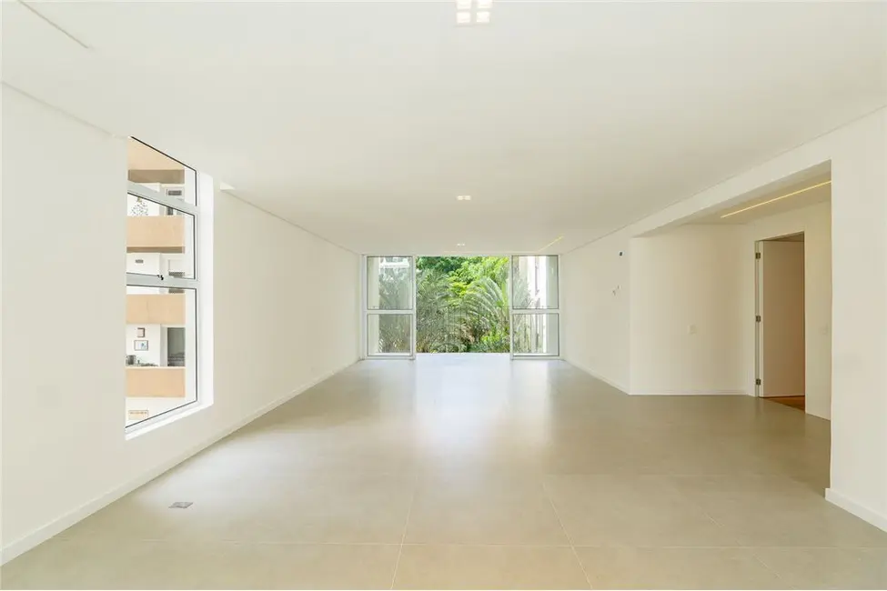 Foto 2 de Apartamento com 3 quartos à venda, 226m2 em Jardim Paulista, São Paulo - SP