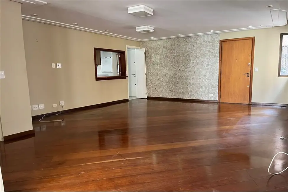 Foto 1 de Apartamento com 4 quartos à venda, 120m2 em Moema, São Paulo - SP