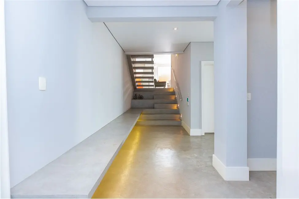 Casa de Condomínio com 4 quartos à venda, 441m2 em Chácara Santo Antônio (Zona Sul), São Paulo - SP - imagem 5 Foto 5 de Casa de Condomínio com 4 quartos à venda, 441m2 em Chácara Santo Antônio (Zona Sul), São Paulo - SP