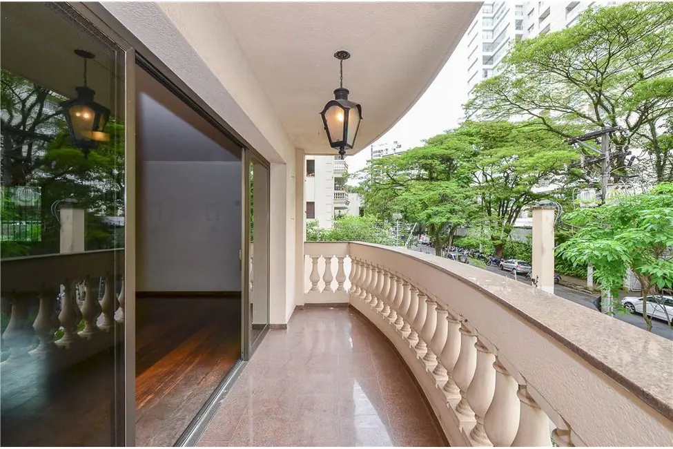 Apartamento com 3 quartos à venda, 210m2 em Campo Belo, São Paulo - SP - imagem 9 Foto 9 de Apartamento com 3 quartos à venda, 210m2 em Campo Belo, São Paulo - SP