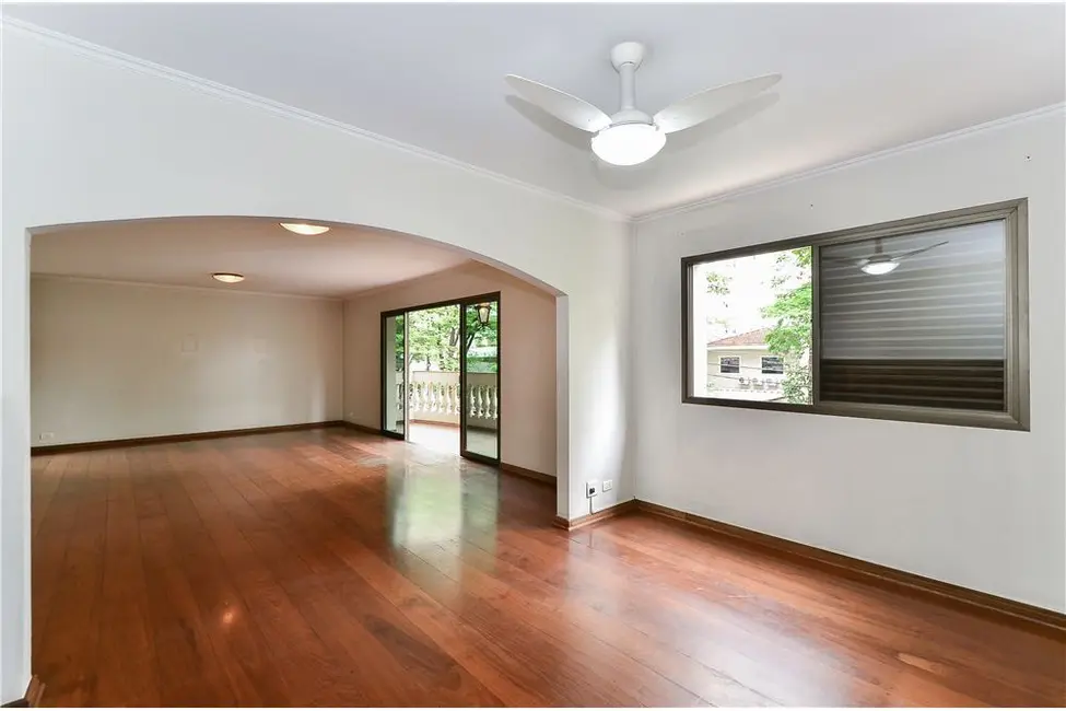 Apartamento com 3 quartos à venda, 210m2 em Campo Belo, São Paulo - SP - imagem 5 Foto 5 de Apartamento com 3 quartos à venda, 210m2 em Campo Belo, São Paulo - SP