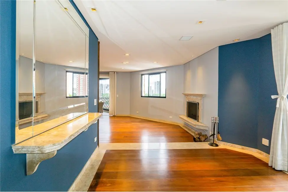 Foto 3 de Apartamento com 4 quartos à venda, 216m2 em Campo Belo, São Paulo - SP