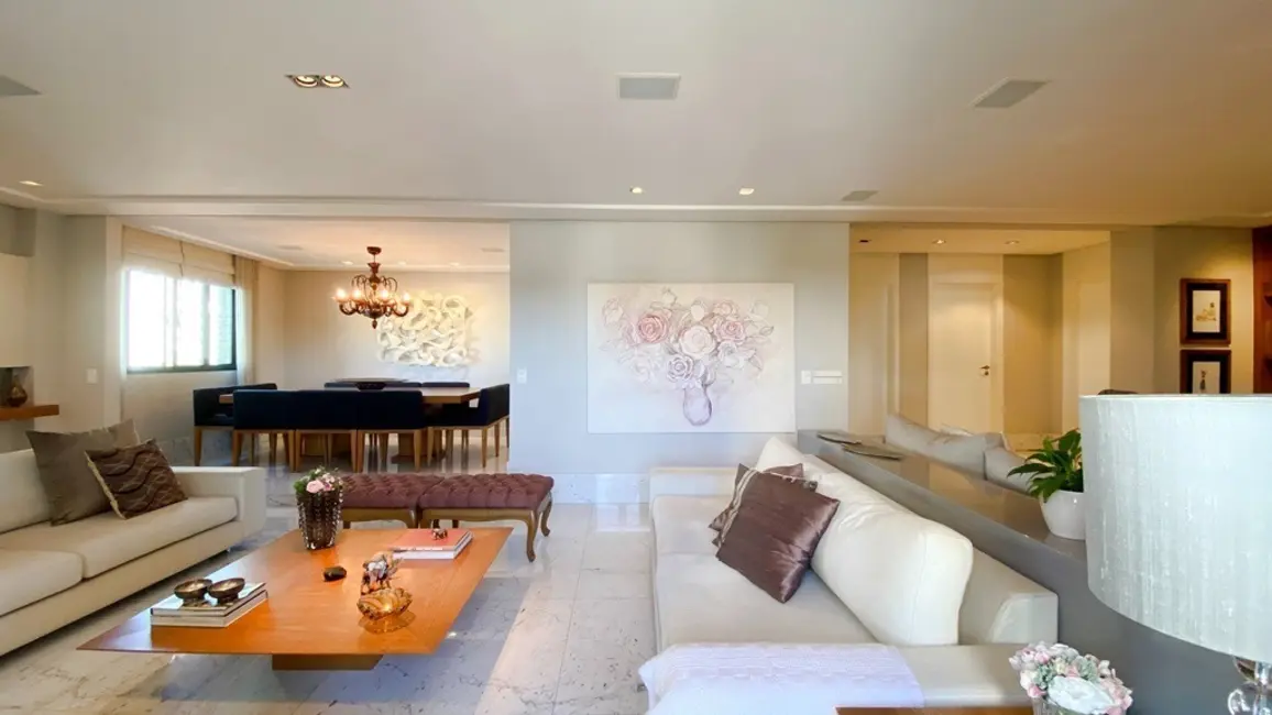 Foto 5 de Apartamento com 3 quartos à venda, 326m2 em Moema, São Paulo - SP