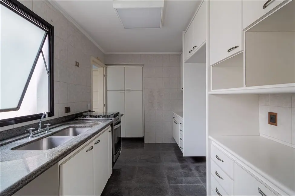 Apartamento com 4 quartos à venda, 172m2 em Moema, São Paulo - SP - imagem 7 Foto 7 de Apartamento com 4 quartos à venda, 172m2 em Moema, São Paulo - SP