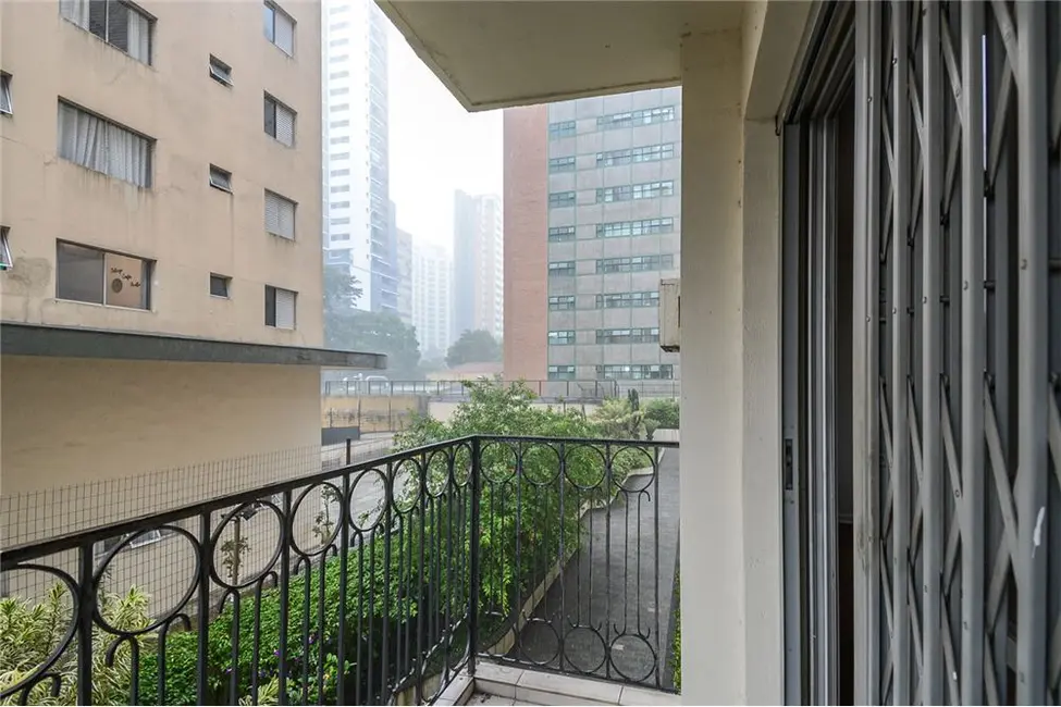 Apartamento com 3 quartos à venda, 161m2 em Moema, São Paulo - SP - imagem 7 Foto 7 de Apartamento com 3 quartos à venda, 161m2 em Moema, São Paulo - SP