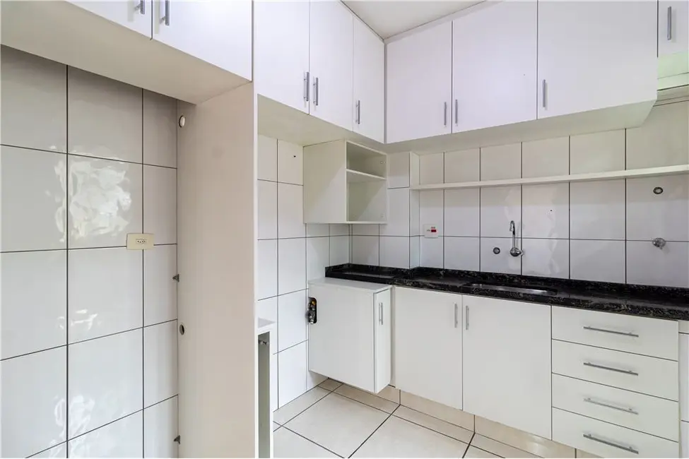 Foto 6 de Apartamento com 2 quartos à venda, 68m2 em Moema, São Paulo - SP