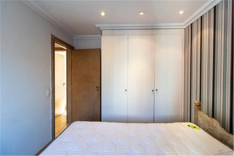 Apartamento com 2 quartos à venda, 70m2 em Moema, São Paulo - SP - imagem 8 Foto 8 de Apartamento com 2 quartos à venda, 70m2 em Moema, São Paulo - SP