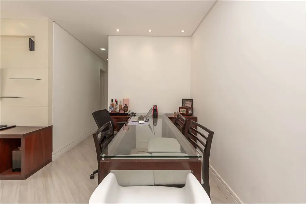 Apartamento com 2 quartos à venda, 68m2 em Vila Nova Conceição, São Paulo - SP - imagem 5 Foto 5 de Apartamento com 2 quartos à venda, 68m2 em Vila Nova Conceição, São Paulo - SP