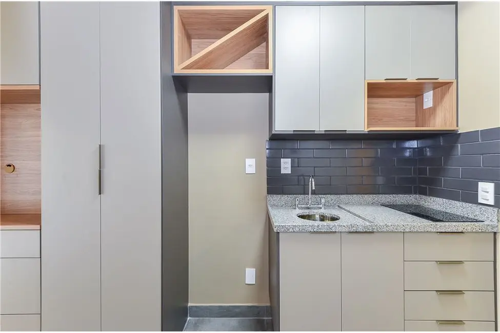 Kitnet com 1 quarto à venda, 22m2 em Vila Mariana, São Paulo - SP - imagem 2 Foto 2 de Kitnet com 1 quarto à venda, 22m2 em Vila Mariana, São Paulo - SP