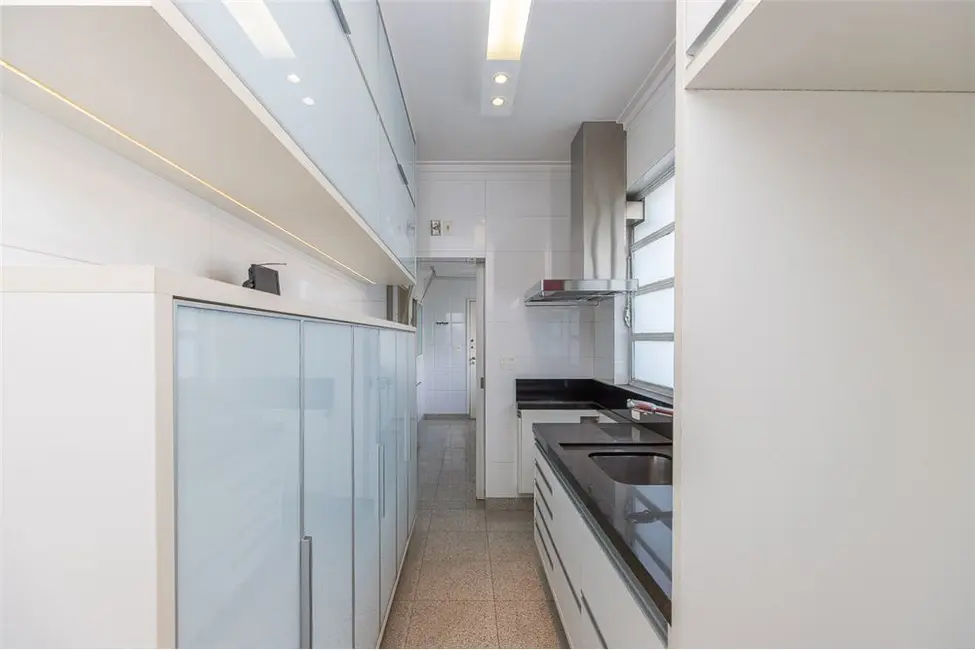 Apartamento com 2 quartos à venda, 180m2 em Cerqueira César, São Paulo - SP - imagem 9 Foto 9 de Apartamento com 2 quartos à venda, 180m2 em Cerqueira César, São Paulo - SP