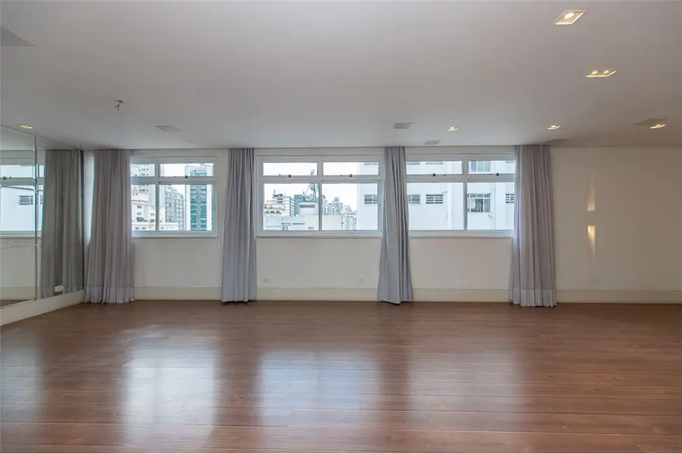 Apartamento com 2 quartos à venda, 180m2 em Cerqueira César, São Paulo - SP - imagem 5 Foto 5 de Apartamento com 2 quartos à venda, 180m2 em Cerqueira César, São Paulo - SP