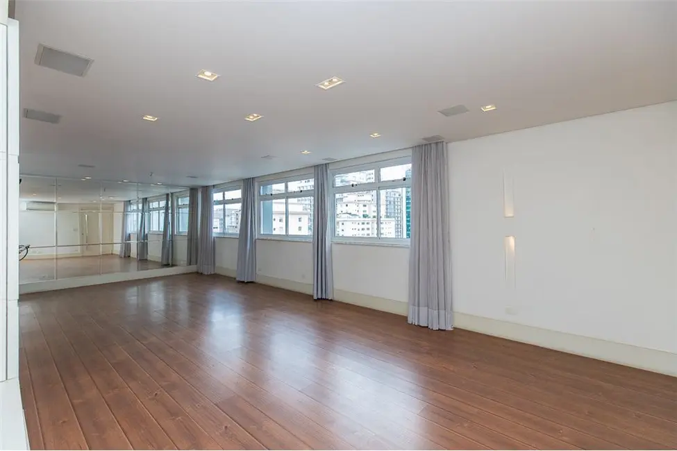 Apartamento com 2 quartos à venda, 180m2 em Cerqueira César, São Paulo - SP - imagem 4 Foto 4 de Apartamento com 2 quartos à venda, 180m2 em Cerqueira César, São Paulo - SP