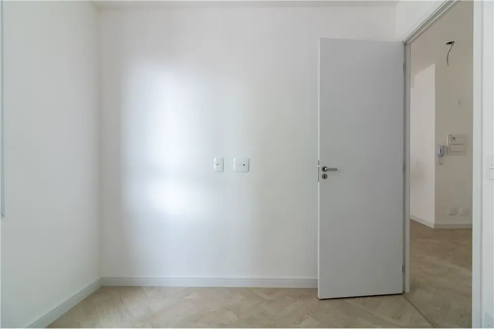 Kitnet com 1 quarto à venda, 34m2 em Vila Mariana, São Paulo - SP - imagem 9 Foto 9 de Kitnet com 1 quarto à venda, 34m2 em Vila Mariana, São Paulo - SP