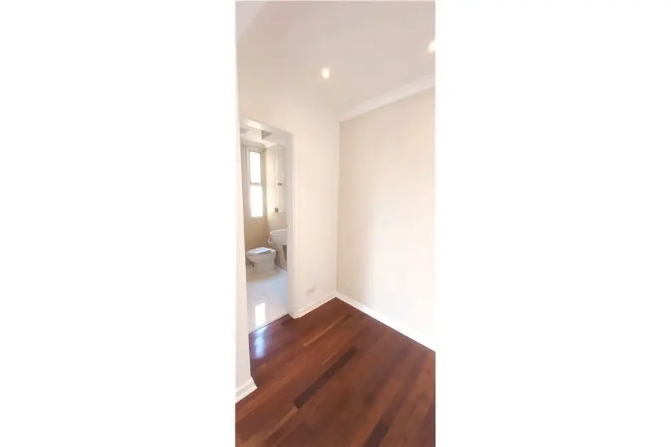 Foto 8 de Apartamento com 3 quartos à venda, 168m2 em Itaim Bibi, São Paulo - SP