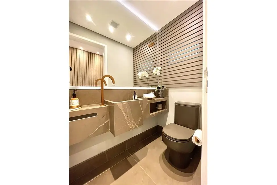 Apartamento com 2 quartos à venda, 105m2 em Aclimação, São Paulo - SP - imagem 9 Foto 9 de Apartamento com 2 quartos à venda, 105m2 em Aclimação, São Paulo - SP