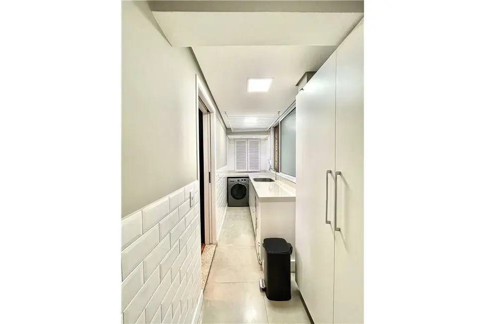 Apartamento com 2 quartos à venda, 105m2 em Aclimação, São Paulo - SP - imagem 8 Foto 8 de Apartamento com 2 quartos à venda, 105m2 em Aclimação, São Paulo - SP