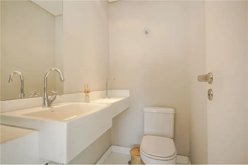 Apartamento com 3 quartos à venda, 234m2 em Perdizes, São Paulo - SP - imagem 9 Foto 9 de Apartamento com 3 quartos à venda, 234m2 em Perdizes, São Paulo - SP