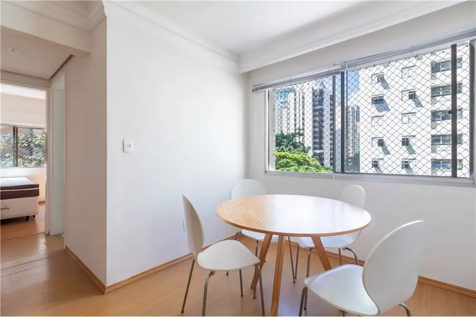 Foto 7 de Apartamento com 2 quartos à venda, 70m2 em Moema, São Paulo - SP
