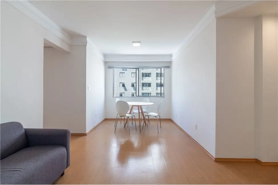 Foto 2 de Apartamento com 2 quartos à venda, 70m2 em Moema, São Paulo - SP