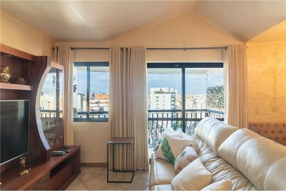 Apartamento com 3 quartos à venda, 98m2 em Moema, São Paulo - SP - imagem 4 Foto 4 de Apartamento com 3 quartos à venda, 98m2 em Moema, São Paulo - SP