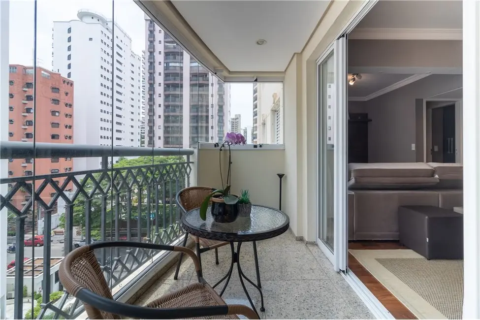 Foto 7 de Apartamento com 2 quartos à venda, 100m2 em Moema, São Paulo - SP