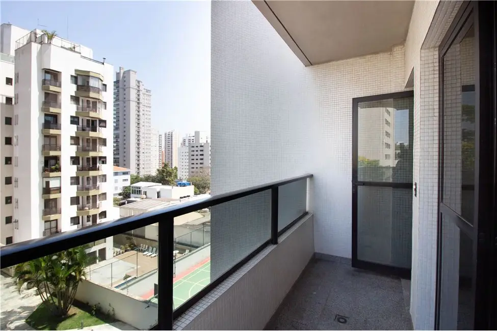 Apartamento com 4 quartos à venda, 220m2 em Moema, São Paulo - SP - imagem 5 Foto 5 de Apartamento com 4 quartos à venda, 220m2 em Moema, São Paulo - SP