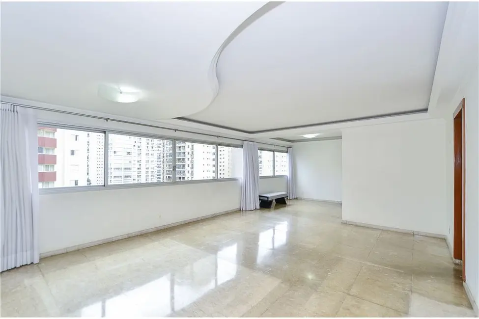 Apartamento com 3 quartos à venda, 110m2 em Campo Belo, São Paulo - SP - imagem 8 Foto 8 de Apartamento com 3 quartos à venda, 110m2 em Campo Belo, São Paulo - SP