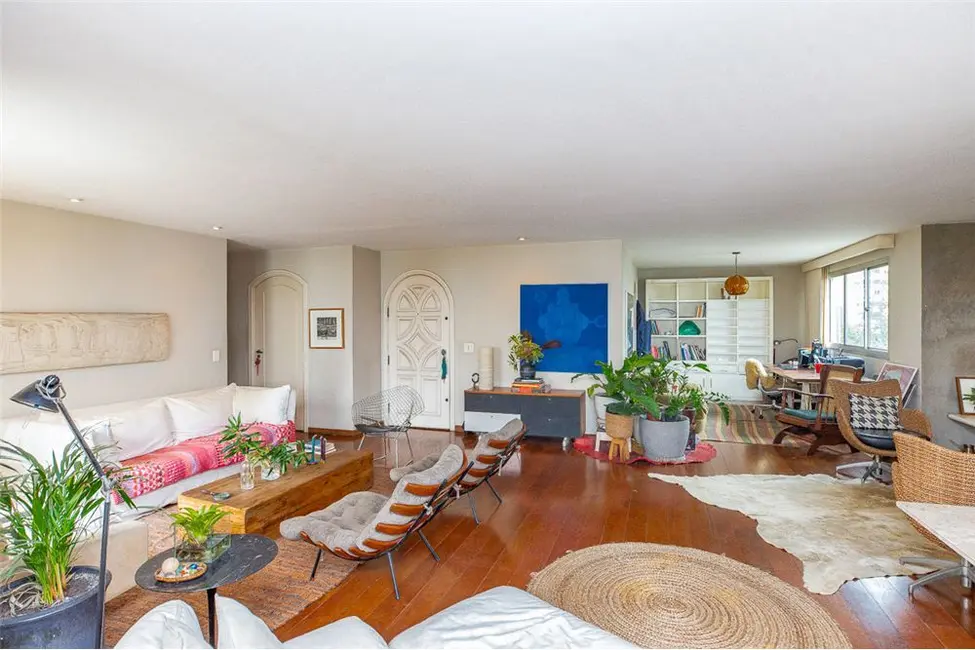 Apartamento com 3 quartos à venda, 210m2 em Itaim Bibi, São Paulo - SP - imagem 7 Foto 7 de Apartamento com 3 quartos à venda, 210m2 em Itaim Bibi, São Paulo - SP