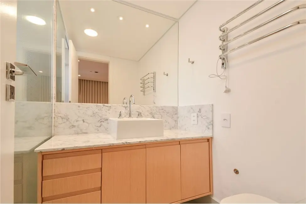 Foto 9 de Apartamento com 4 quartos à venda, 283m2 em Sumaré, São Paulo - SP