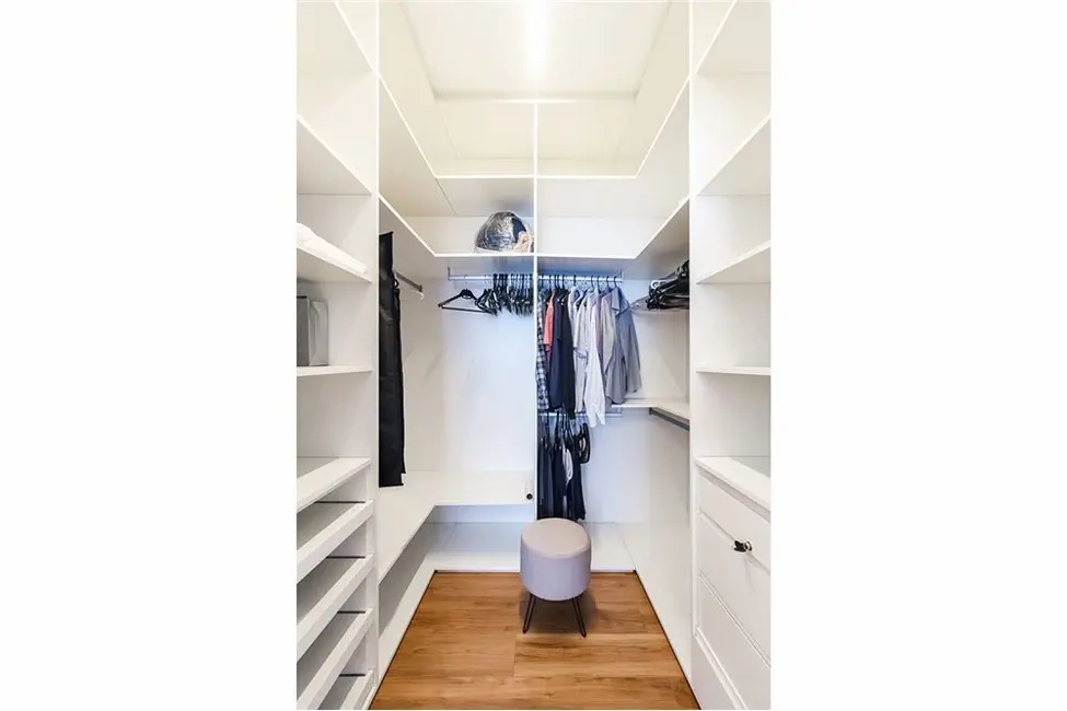 Apartamento com 3 quartos à venda, 157m2 em Campo Belo, São Paulo - SP - imagem 3 Foto 3 de Apartamento com 3 quartos à venda, 157m2 em Campo Belo, São Paulo - SP