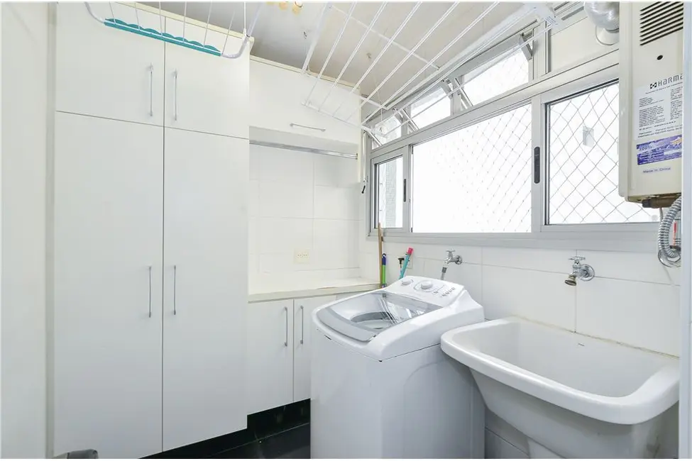 Foto 2 de Apartamento com 3 quartos à venda, 116m2 em Moema, São Paulo - SP