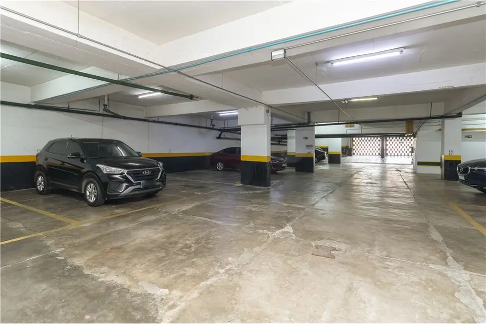 Apartamento com 2 quartos à venda, 103m2 em Moema, São Paulo - SP - imagem 3 Foto 3 de Apartamento com 2 quartos à venda, 103m2 em Moema, São Paulo - SP
